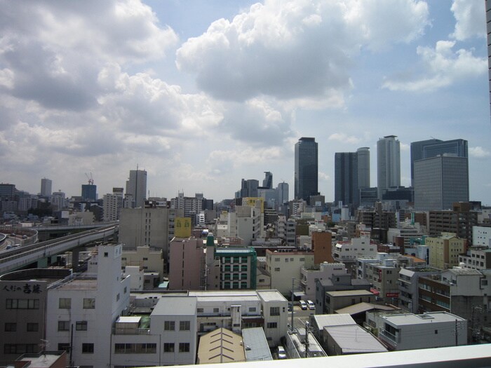 物件内観写真17　(室内からの展望)