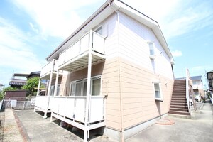 ＳｕｒｐｌｕｓⅢ宝Ｂ外観写真