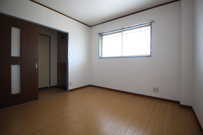 物件内観写真18　(居室)