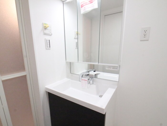 物件内観写真14　(洗面)