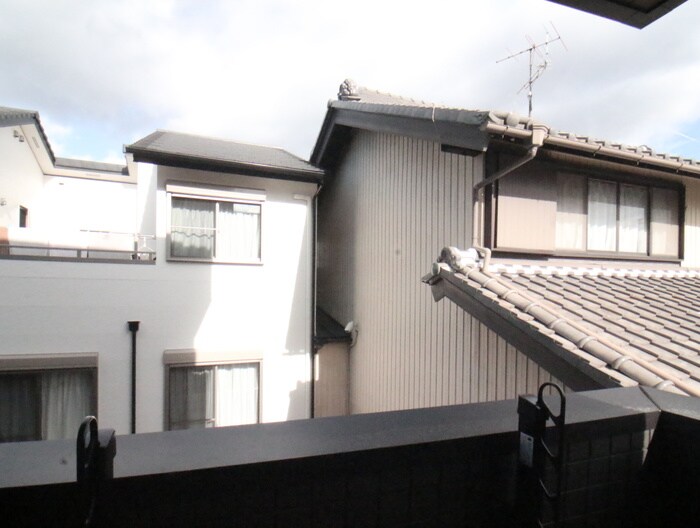 物件内観写真18　(室内からの展望)