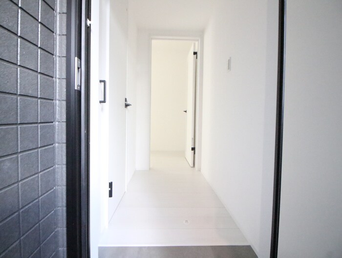 物件内観写真19　(玄関)