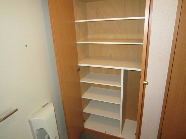 物件内観写真11　(靴箱)