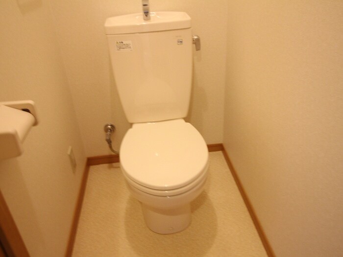 物件内観写真12　(トイレ)