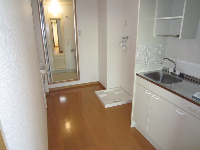 物件内観写真12　(廊下)