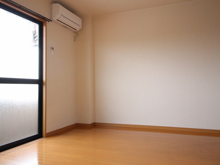 物件内観写真18　(居室)