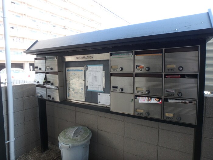 物件外観写真4　(建物設備)