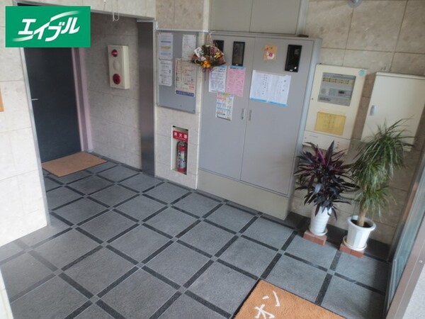エントランス部分