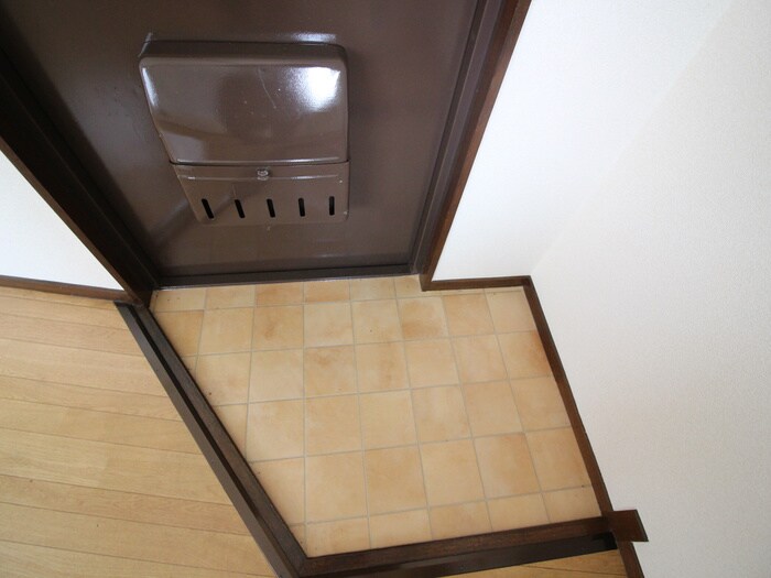 物件内観写真19　(玄関)