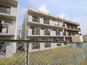 箕ﾉ手ハイツＡ棟外観写真