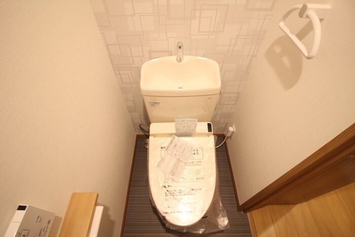 物件内観写真9　(トイレ)