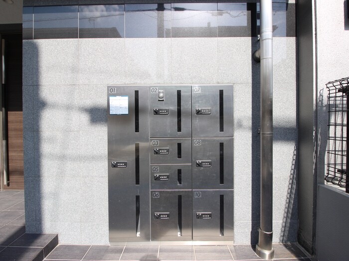 物件外観写真6　(建物設備)