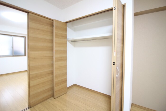 物件内観写真16　(収納)