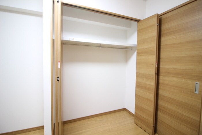 物件内観写真18　(収納)