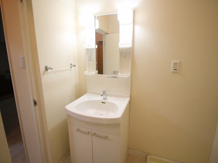 物件内観写真14　(洗面)