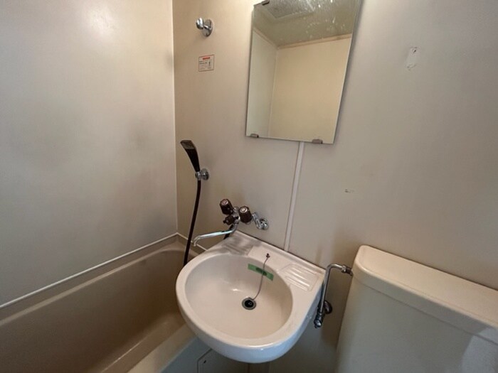 物件内観写真10　(洗面)