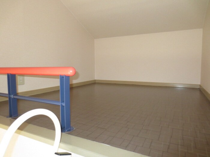 物件内観写真11　(居室)