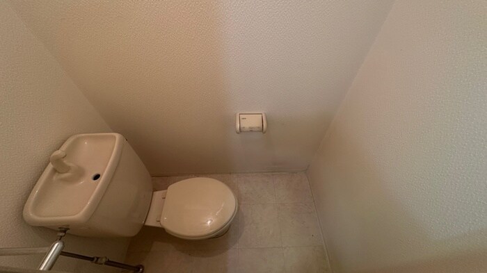 物件内観写真11　(トイレ)