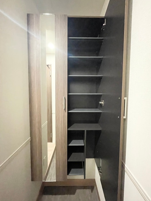 物件内観写真14　(靴箱)