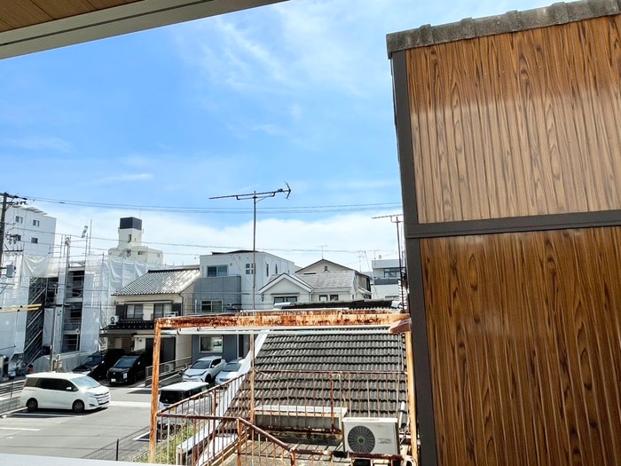 物件内観写真17　(室内からの展望)