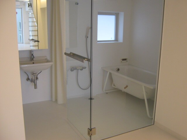 物件内観写真9　(バス／シャワールーム等)