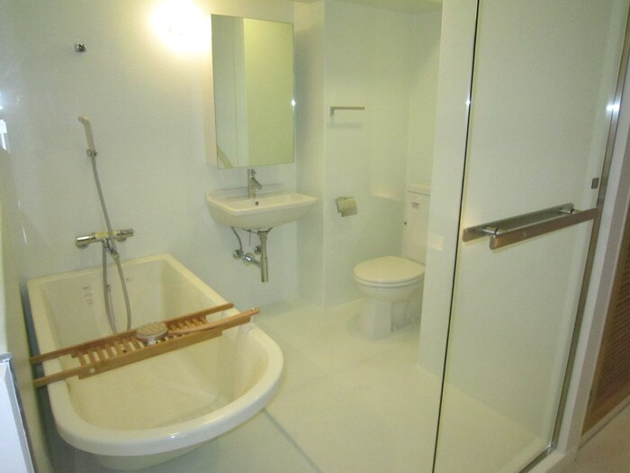 物件内観写真10　(バス／シャワールーム等)