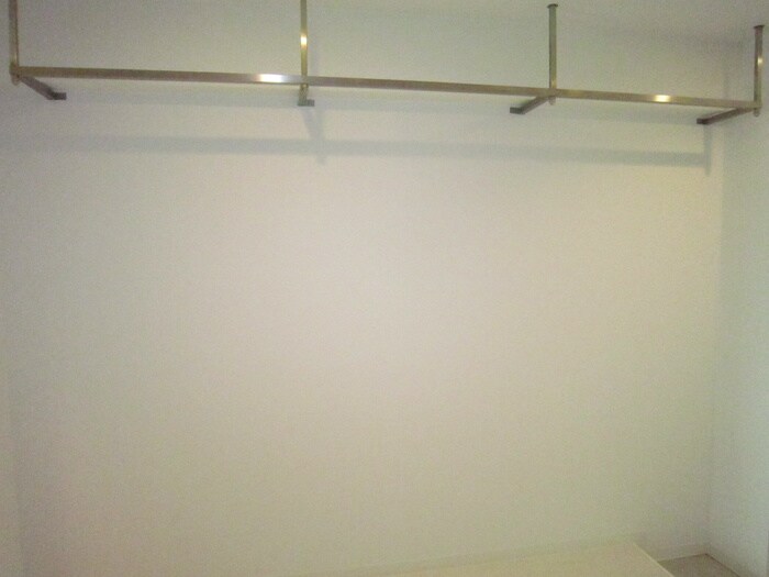 物件内観写真12　(収納)