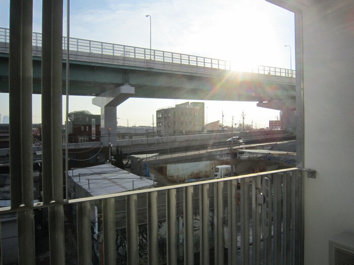 物件内観写真16　(室内からの展望)