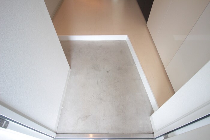 物件内観写真20　(玄関)