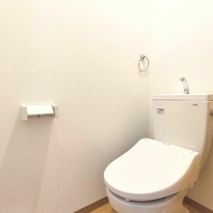 物件内観写真10　(トイレ)