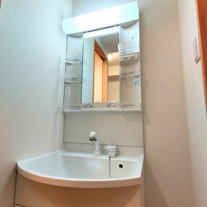 物件内観写真11　(洗面)