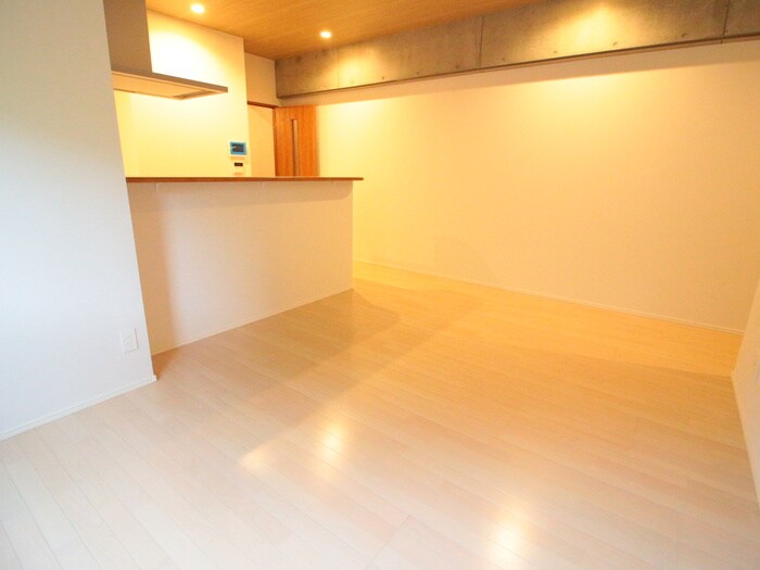 物件内観写真4　(居室)