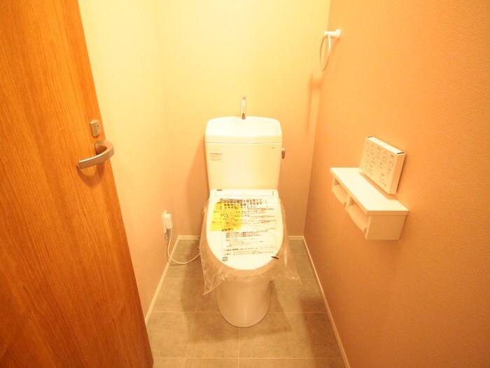 物件内観写真6　(トイレ)