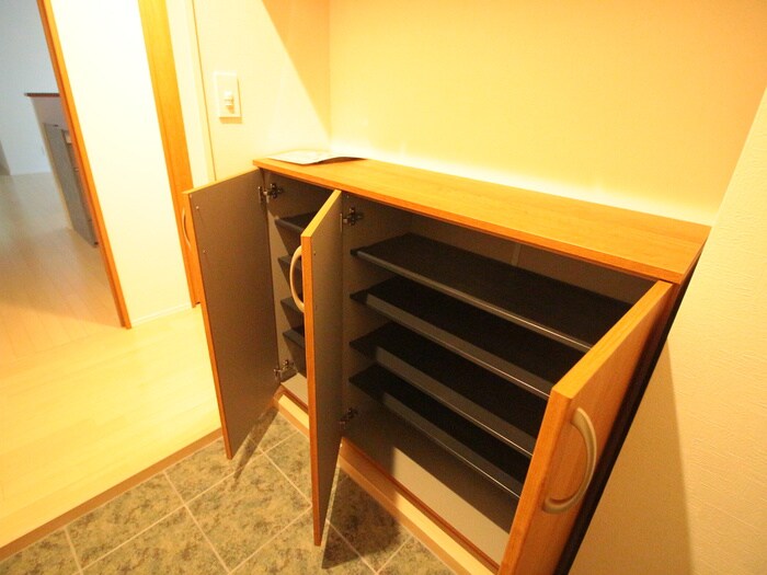 物件内観写真16　(靴箱)