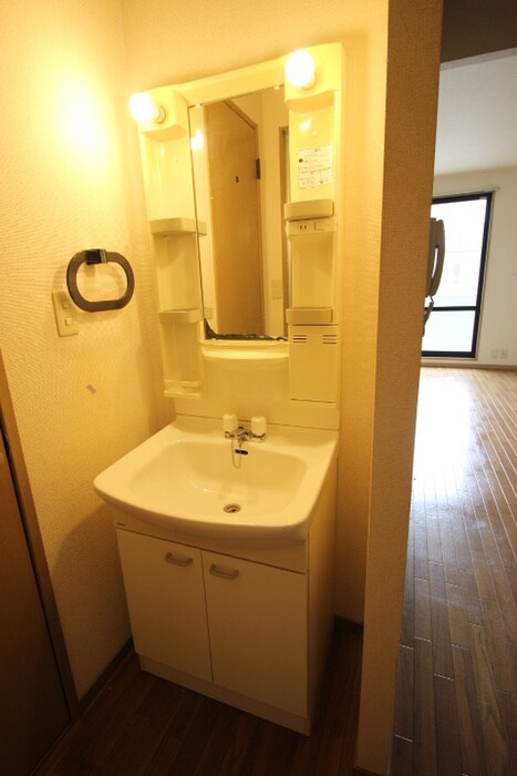 物件内観写真13　(洗面)