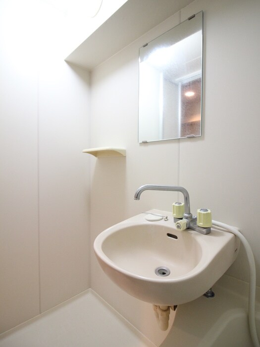 物件内観写真12　(洗面)