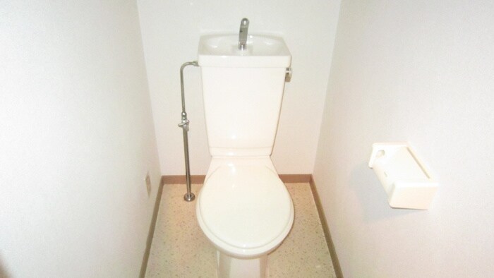 物件内観写真13　(トイレ)