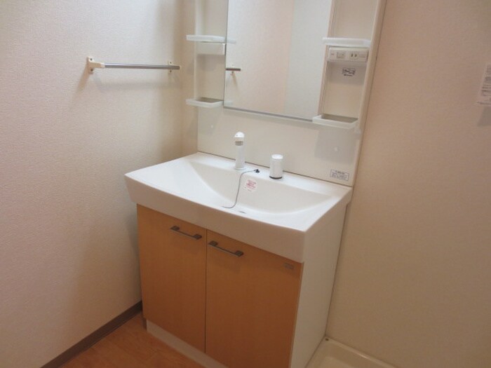 物件内観写真12　(洗面)