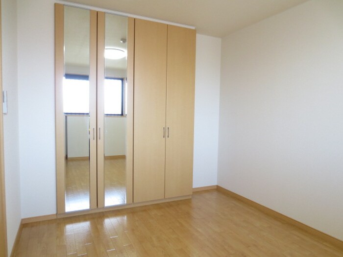 物件内観写真15　(居室)