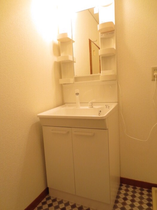 物件内観写真9　(洗面)