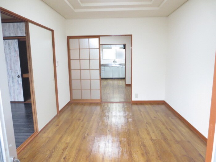 物件内観写真11　(居室)