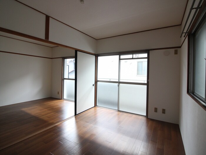 物件内観写真8　(居室)