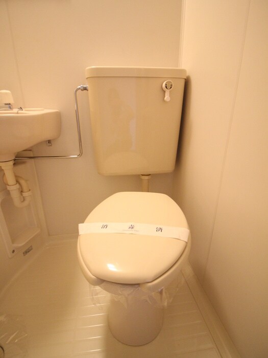 物件内観写真12　(トイレ)