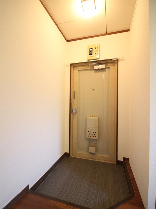 物件内観写真19　(玄関)