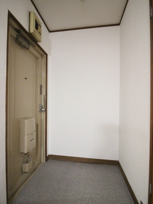物件内観写真19　(玄関)