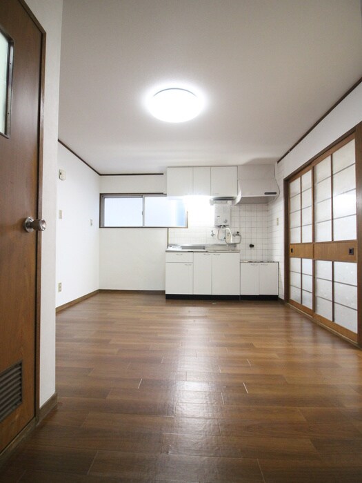 物件内観写真20　(廊下)