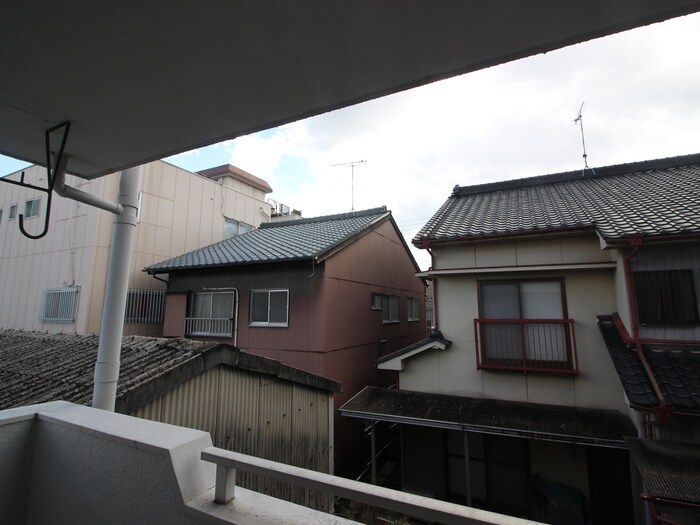 物件内観写真22　(室内からの展望)