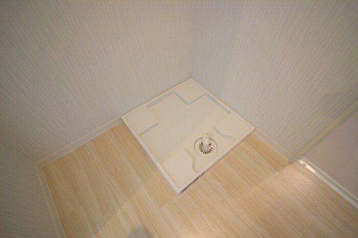 物件内観写真13　(洗濯機置場)