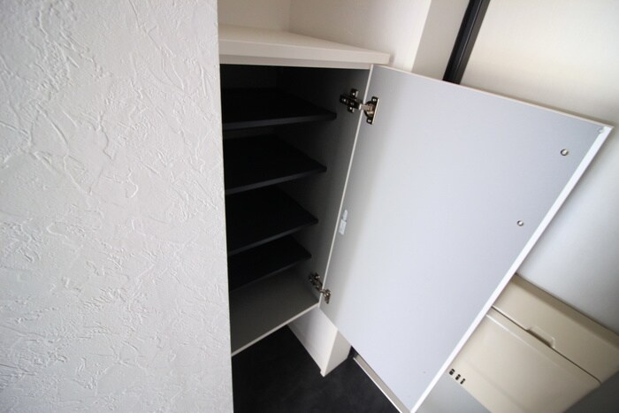 物件内観写真15　(靴箱)