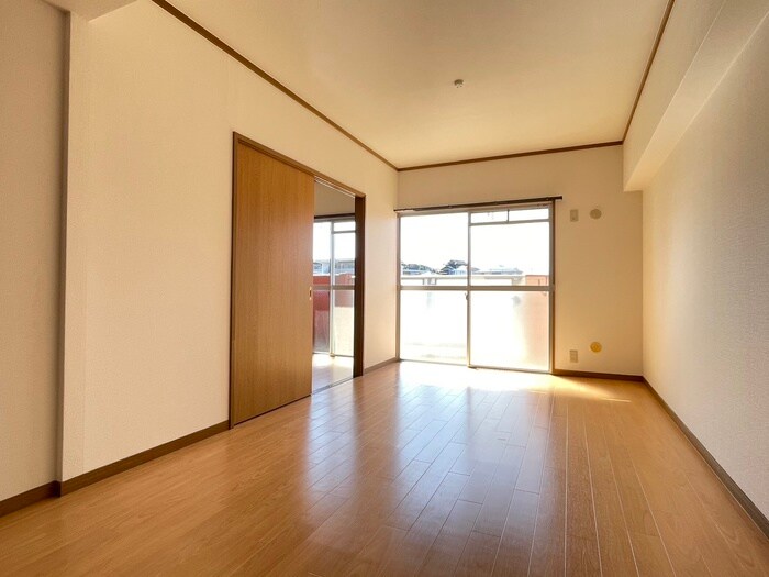 物件内観写真7　(居室)